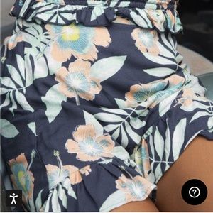 Roxy floral skirt